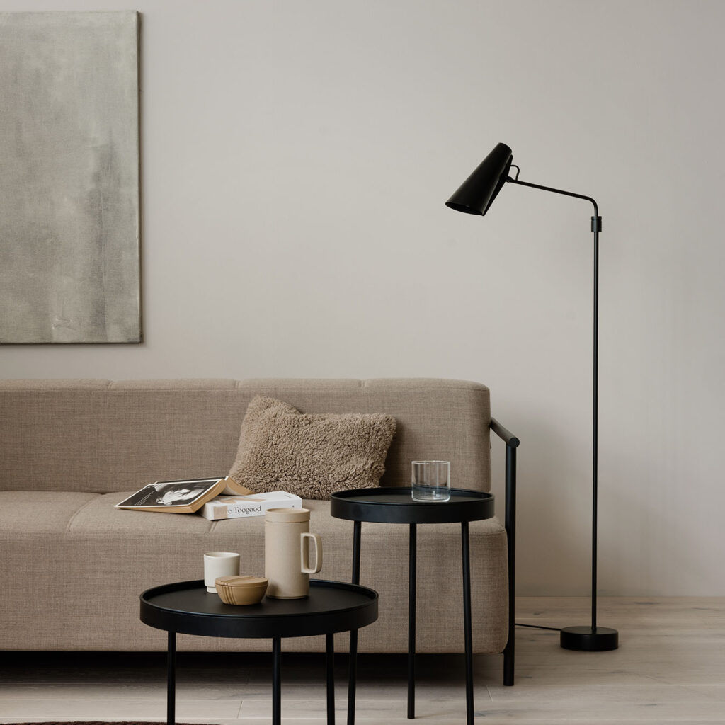 Birdy_floor_lamp_swing_Daybe_Stilk_Northern_Photo_Einar_Aslaksen_Low-res