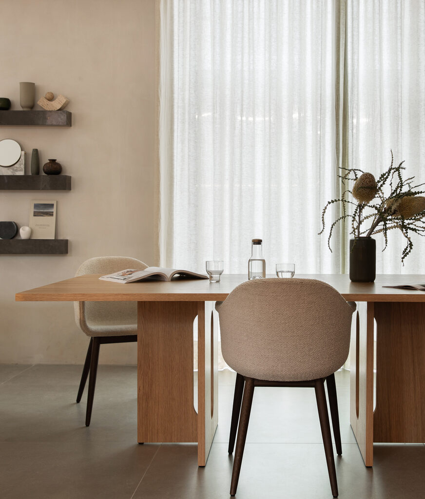 MENU_Androgyne_Dining_Table_Harbour_Dining_Plinth_Shelf