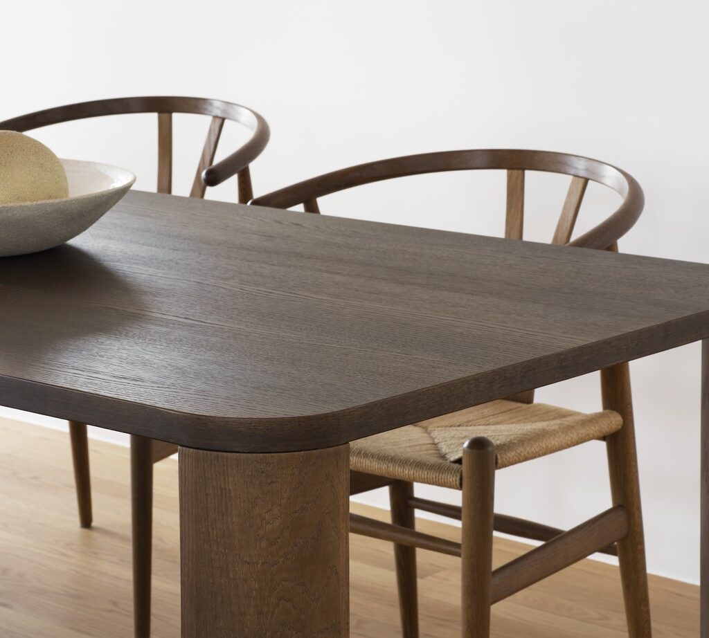 Moci-Dining-Table-Chestnut-Moa-Sjerg-Asplund-Louise-Billgert