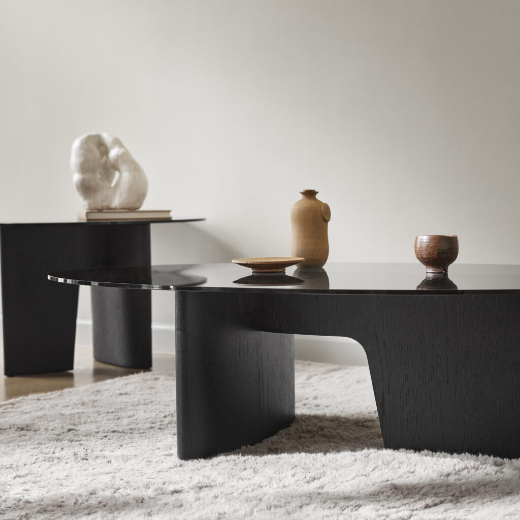 Glyph_Coffee table oval_Occasional table_72 dpi